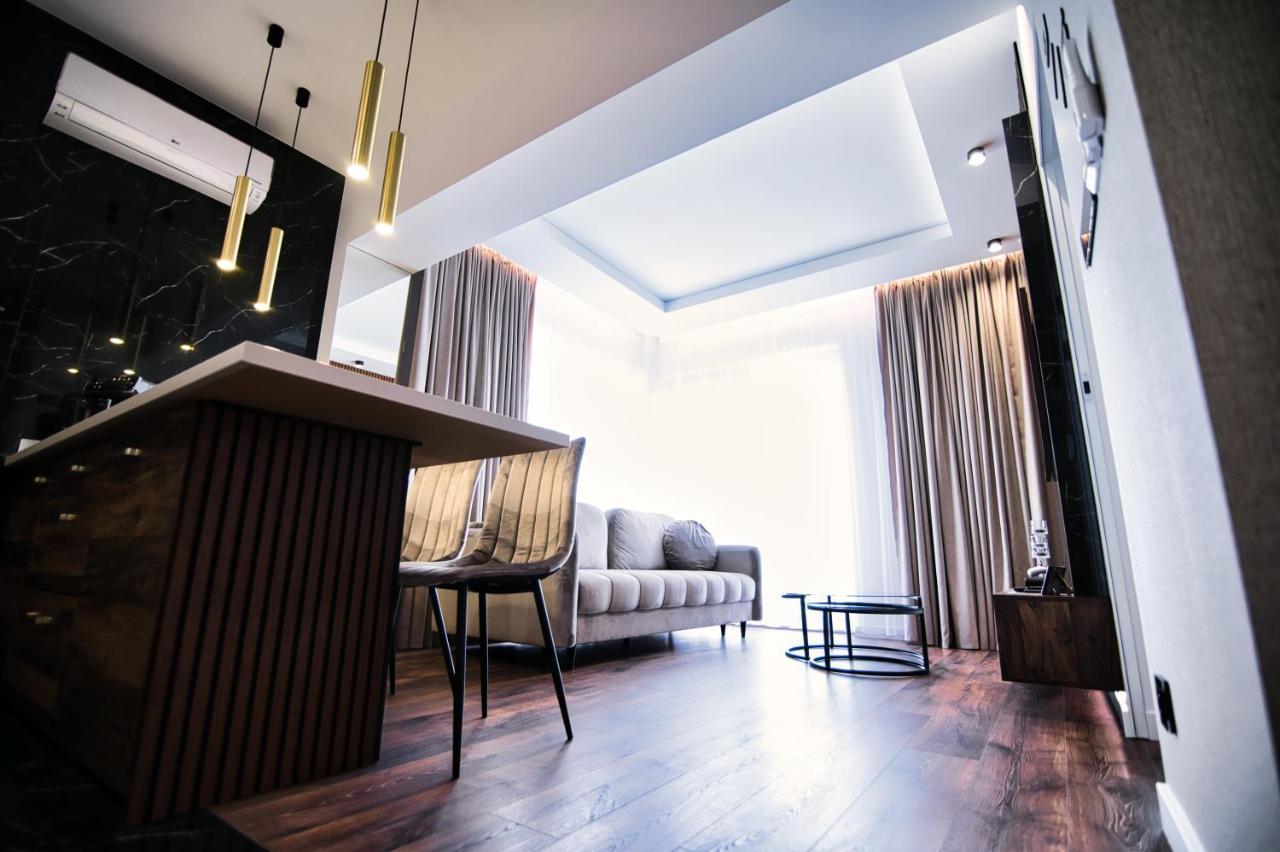 Boutique 78 By Housine *